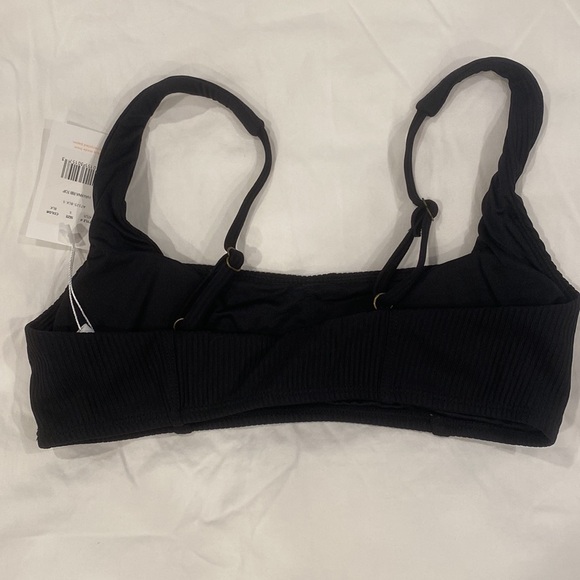 Andie Black Bikini Top - Picture 3 of 5